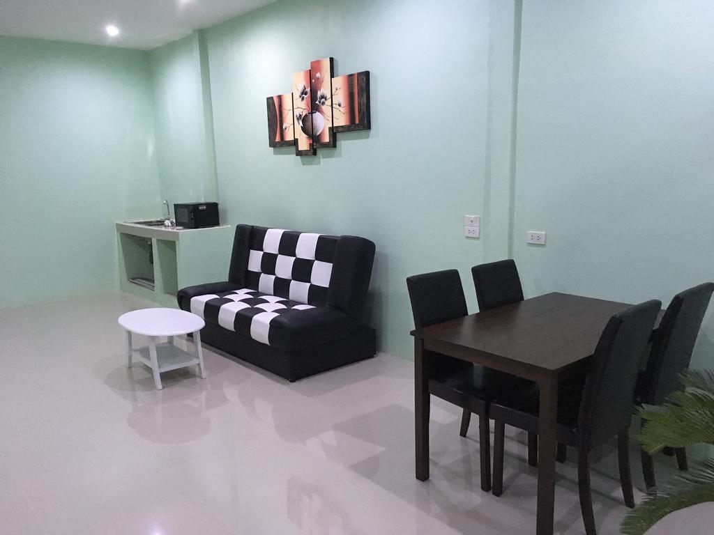 Breezy House Apartment Bãi biển Jomtien Ngoại thất bức ảnh