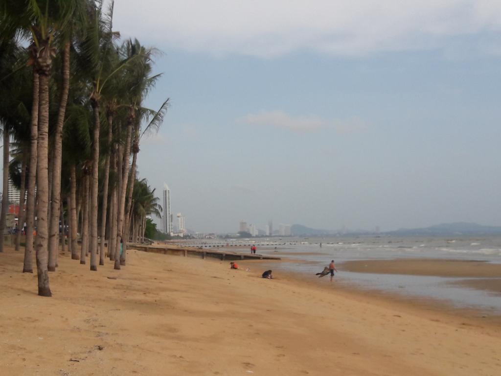 Breezy House Apartment Bãi biển Jomtien Ngoại thất bức ảnh