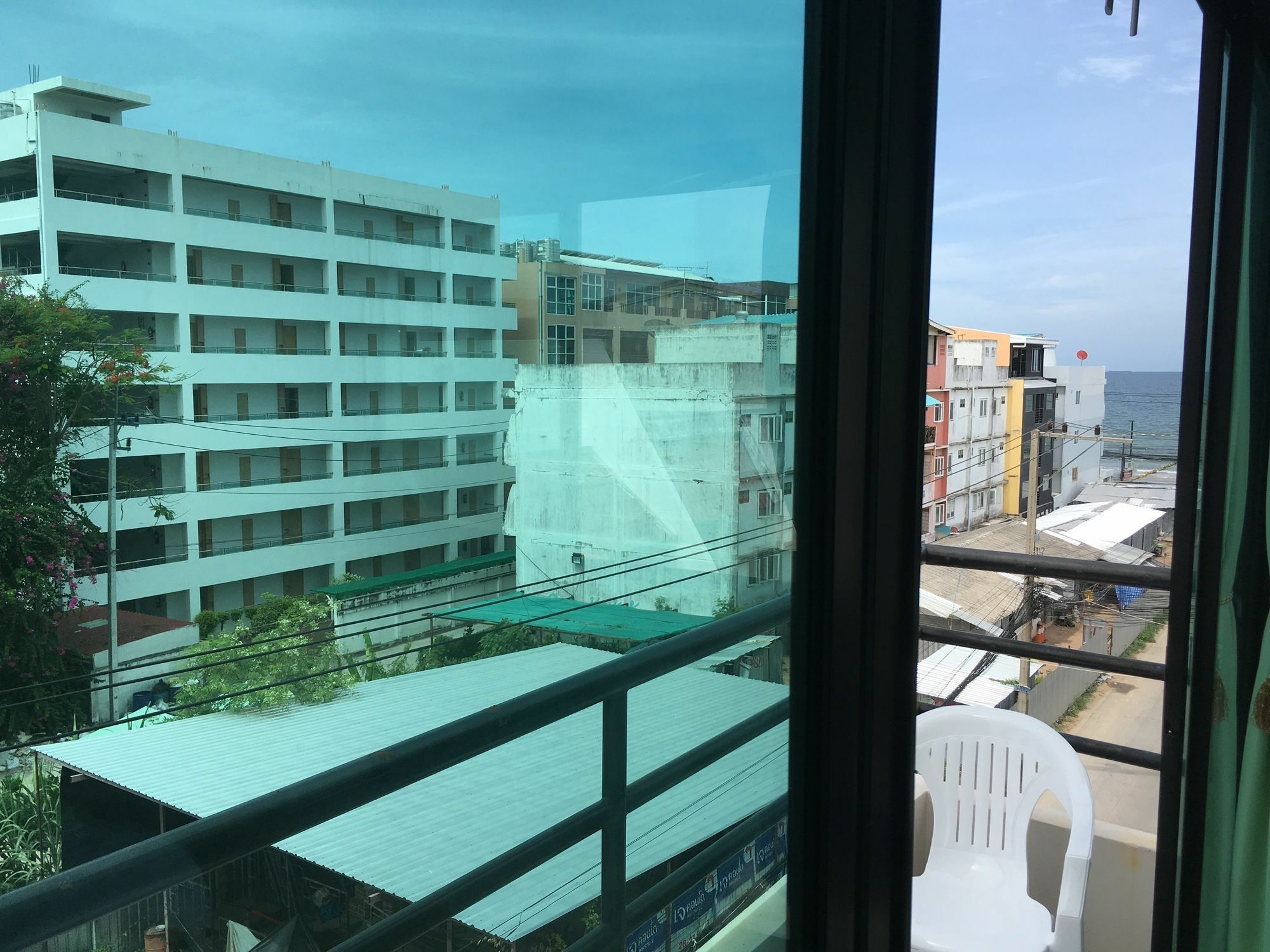 Breezy House Apartment Bãi biển Jomtien Ngoại thất bức ảnh