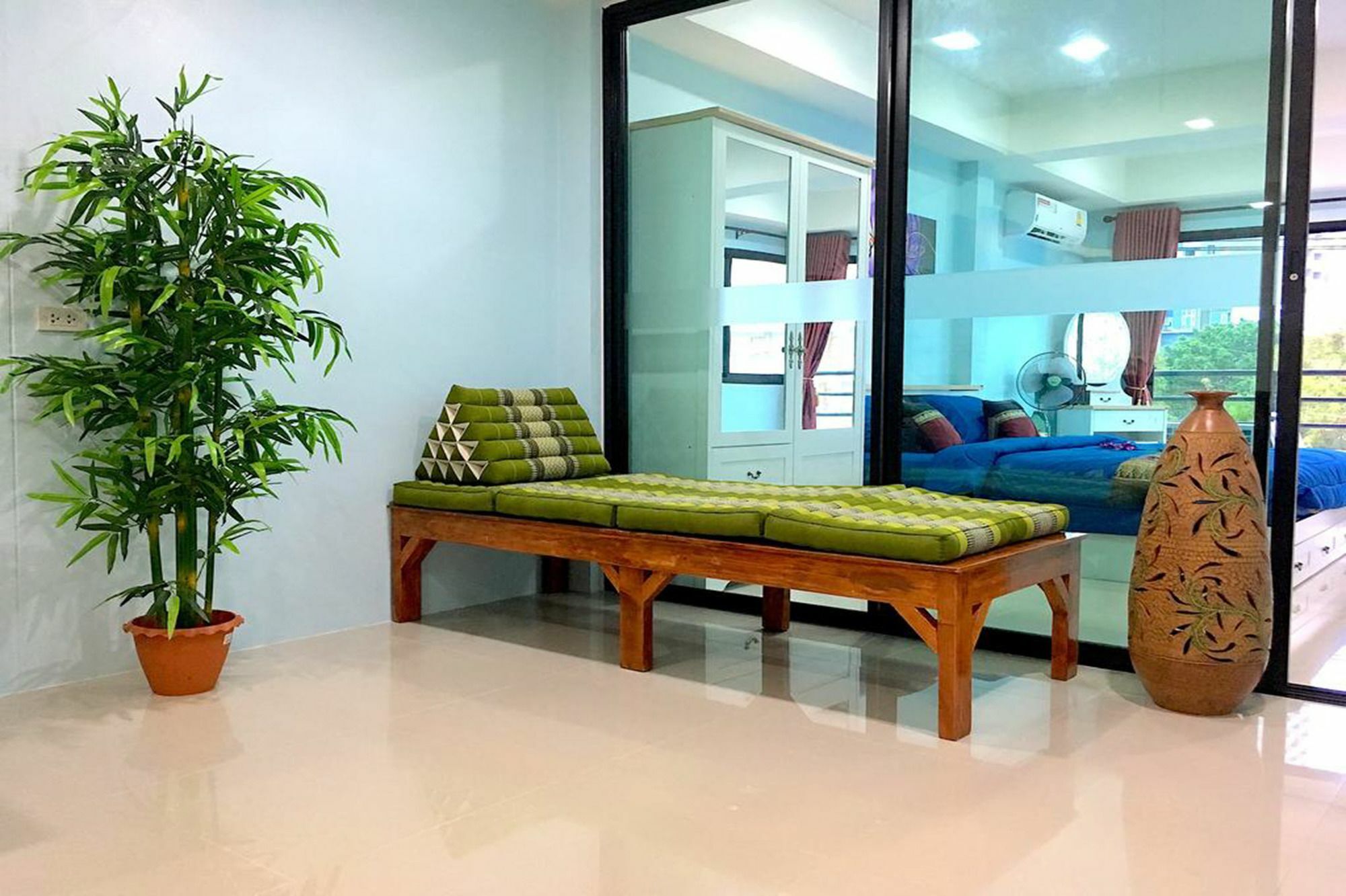 Breezy House Apartment Bãi biển Jomtien Ngoại thất bức ảnh